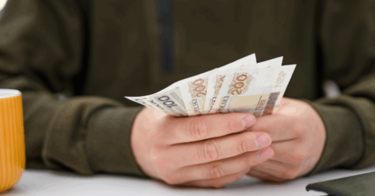 Everything You Need to Know About Choosing a Trusted Money Lender in Singapore